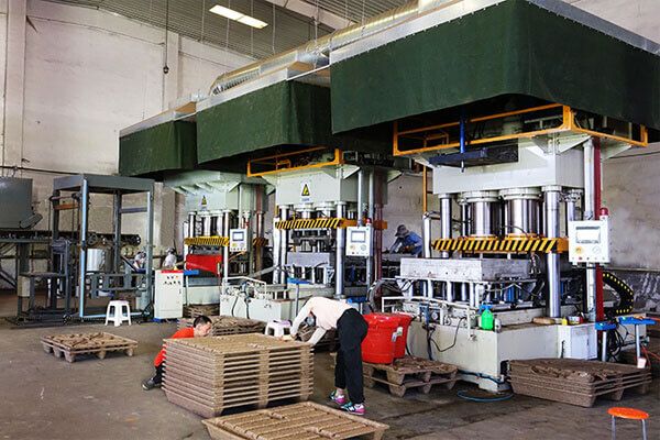 Presswood Pallet Machine